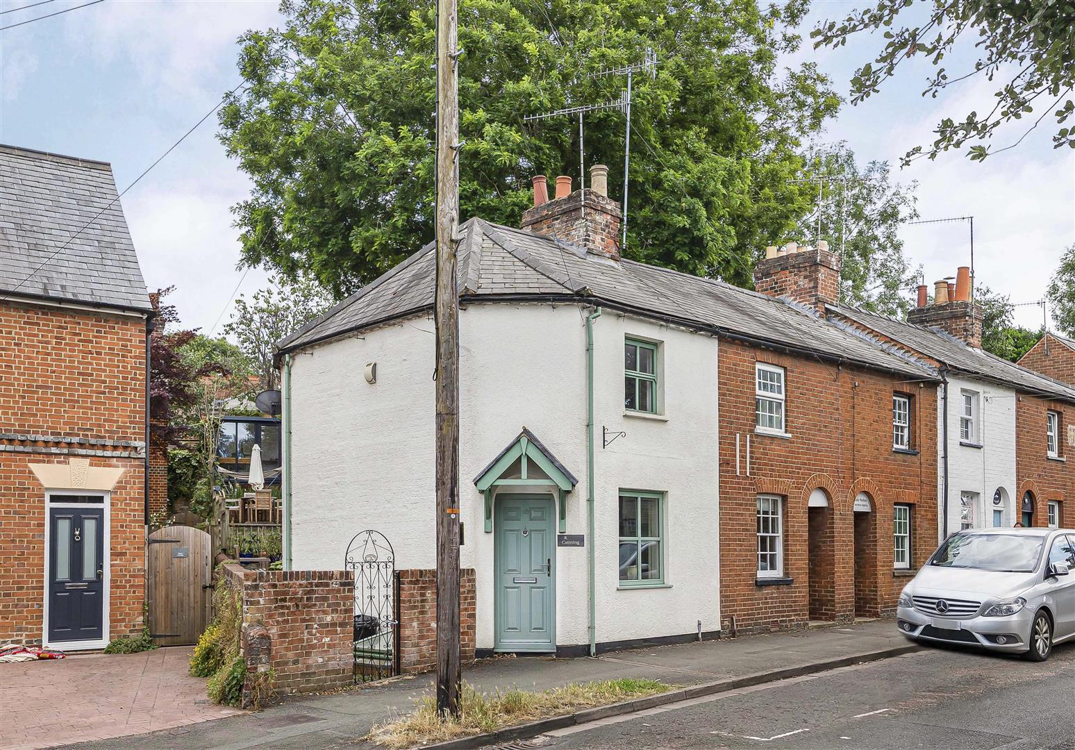 3 bed property in Greys Road, Henley-On-Thames